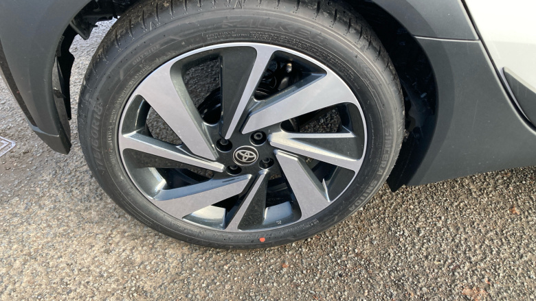 Toyota Aygo X 1.0 VVT-i Edge 5dr Petrol Hatchback